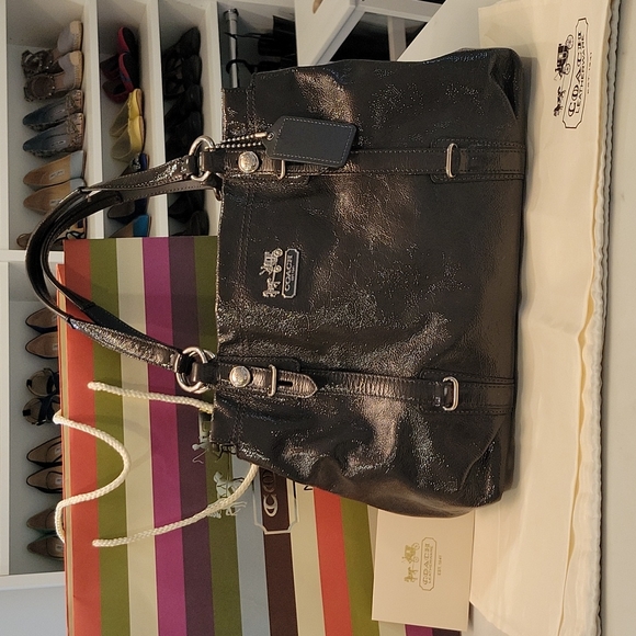 Coach purse - Picture 1 of 16